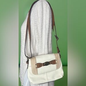 b.ø.c. Born Concept Crossbody Bag – Cream & Tan with Brass Hardware